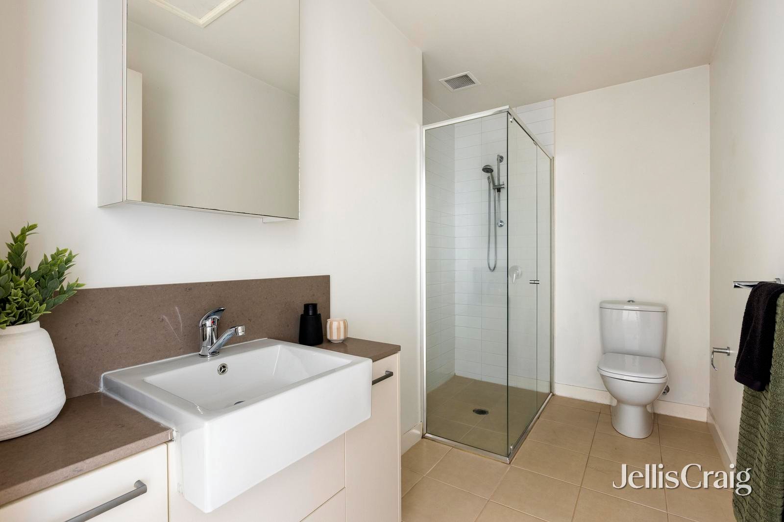 106/33 Cliveden Close, East&nbsp;Melbourne image 9