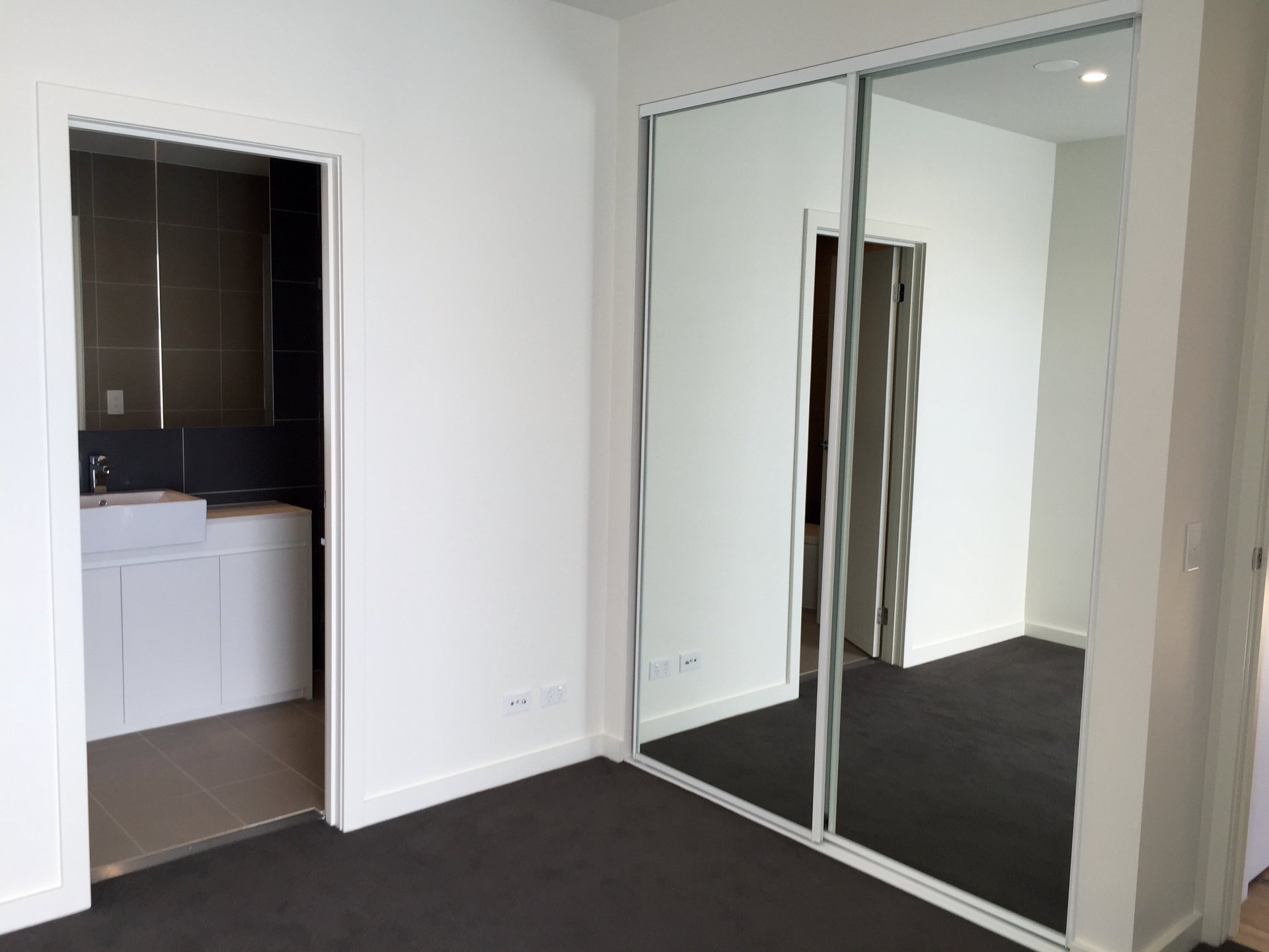 106/332 Neerim Road, Carnegie image 4