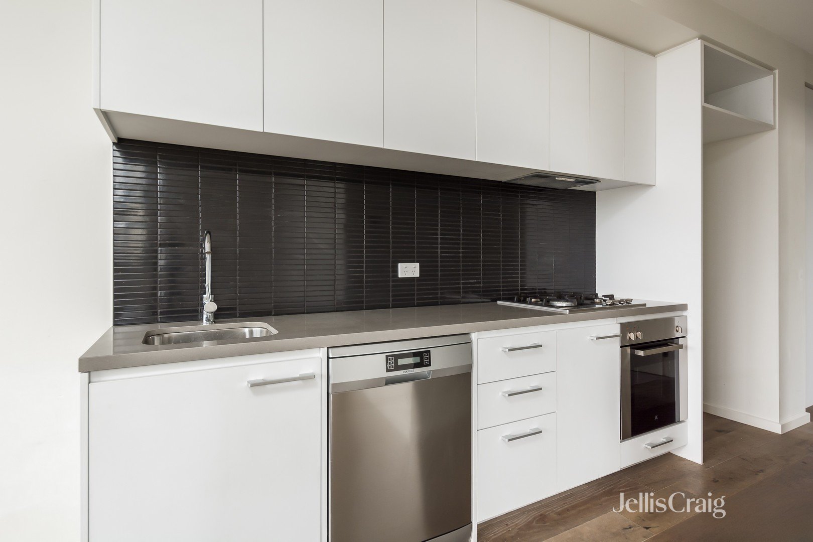106/360 Lygon Street, Brunswick&nbsp;East image 2