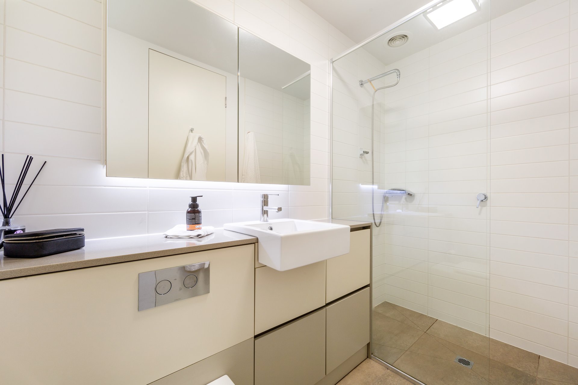 Property Gallery Thumbnail 5