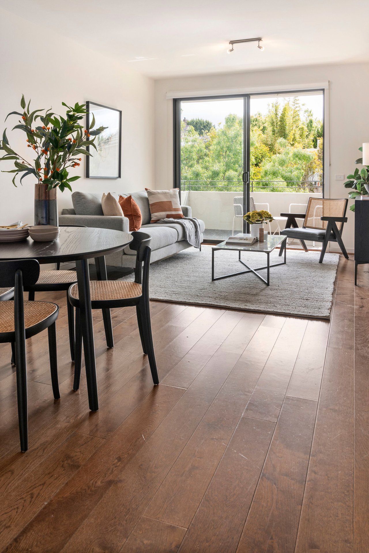 Property Gallery Thumbnail 2