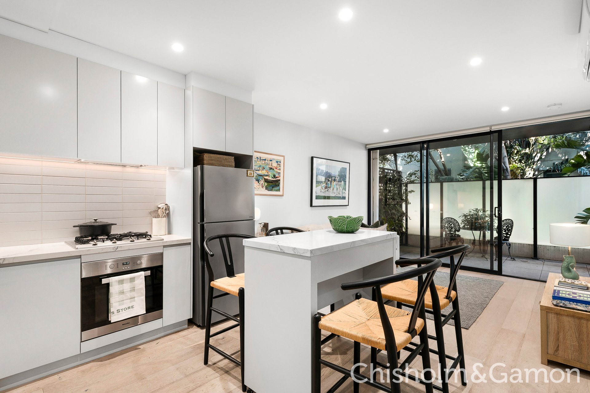 106/51 Ormond Esplanade, Elwood image 6