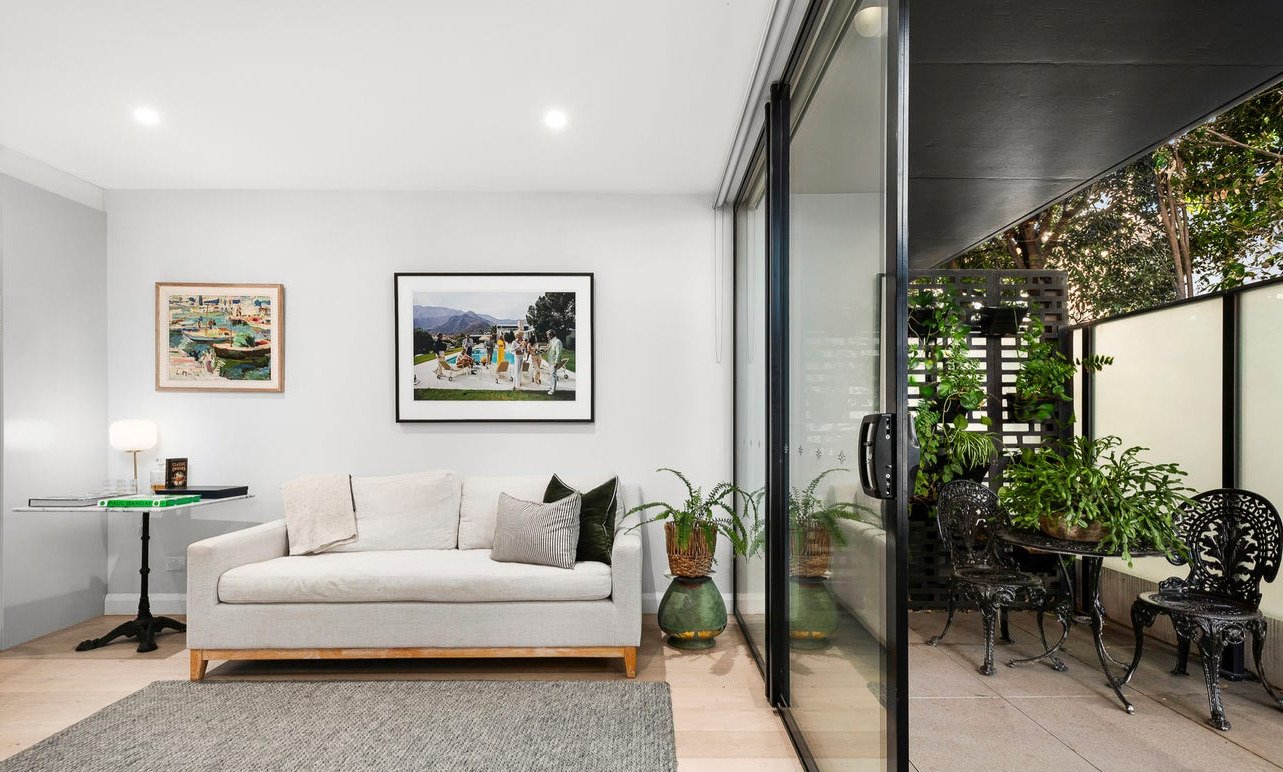 Property Gallery Thumbnail 3