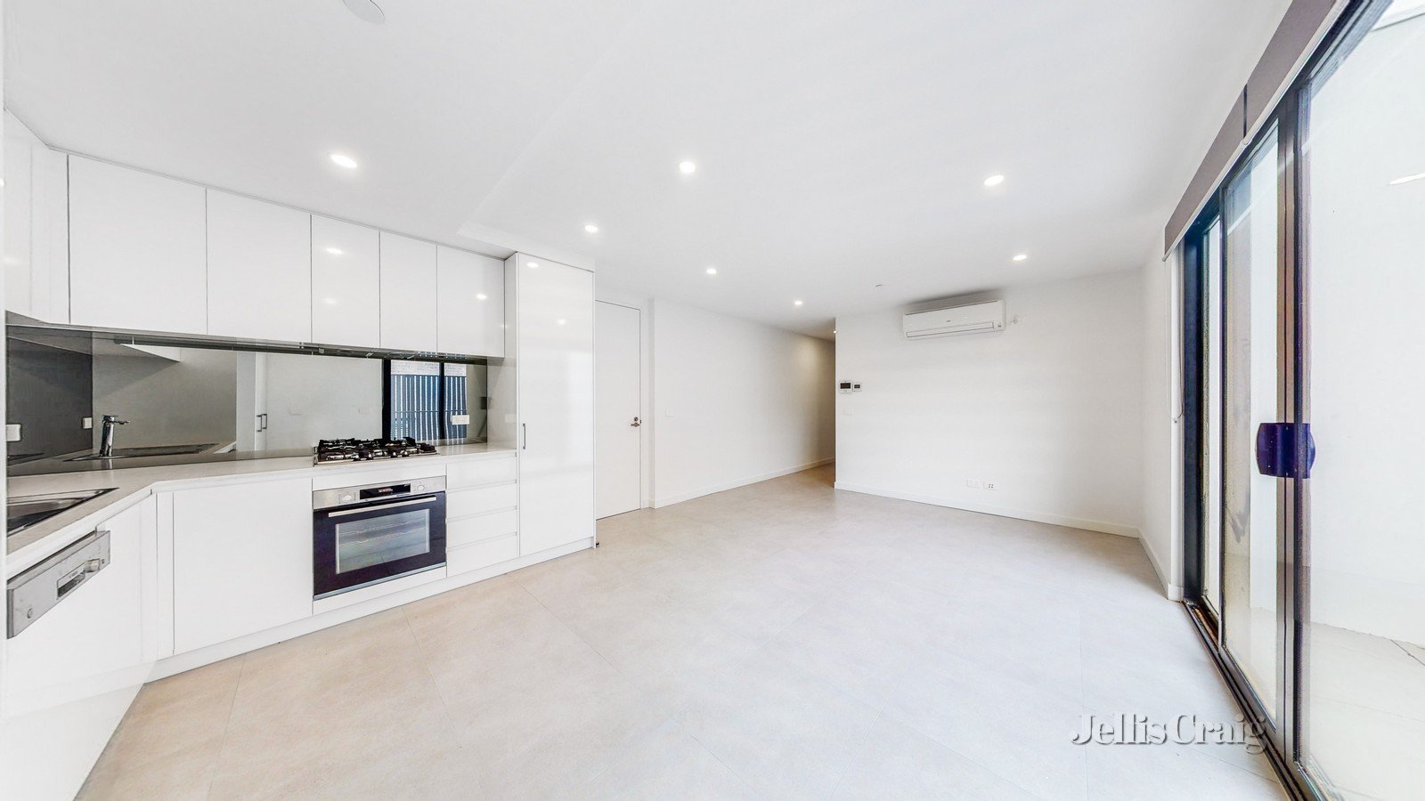 1.06/511 Dandenong Rd, Armadale image 2