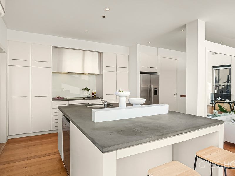 10/66 Montague Street, South Melbourne image 3