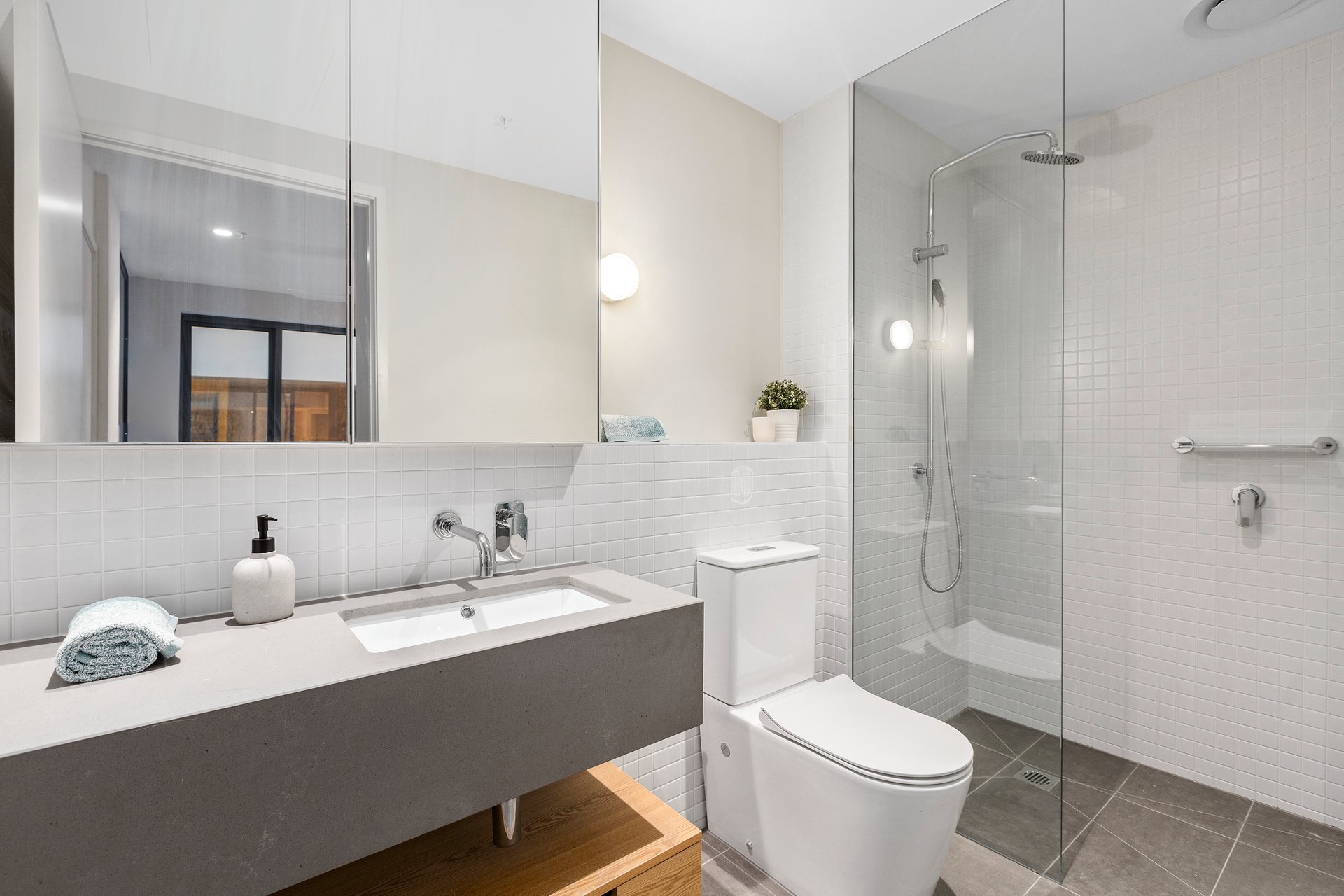 Property Gallery Thumbnail 4