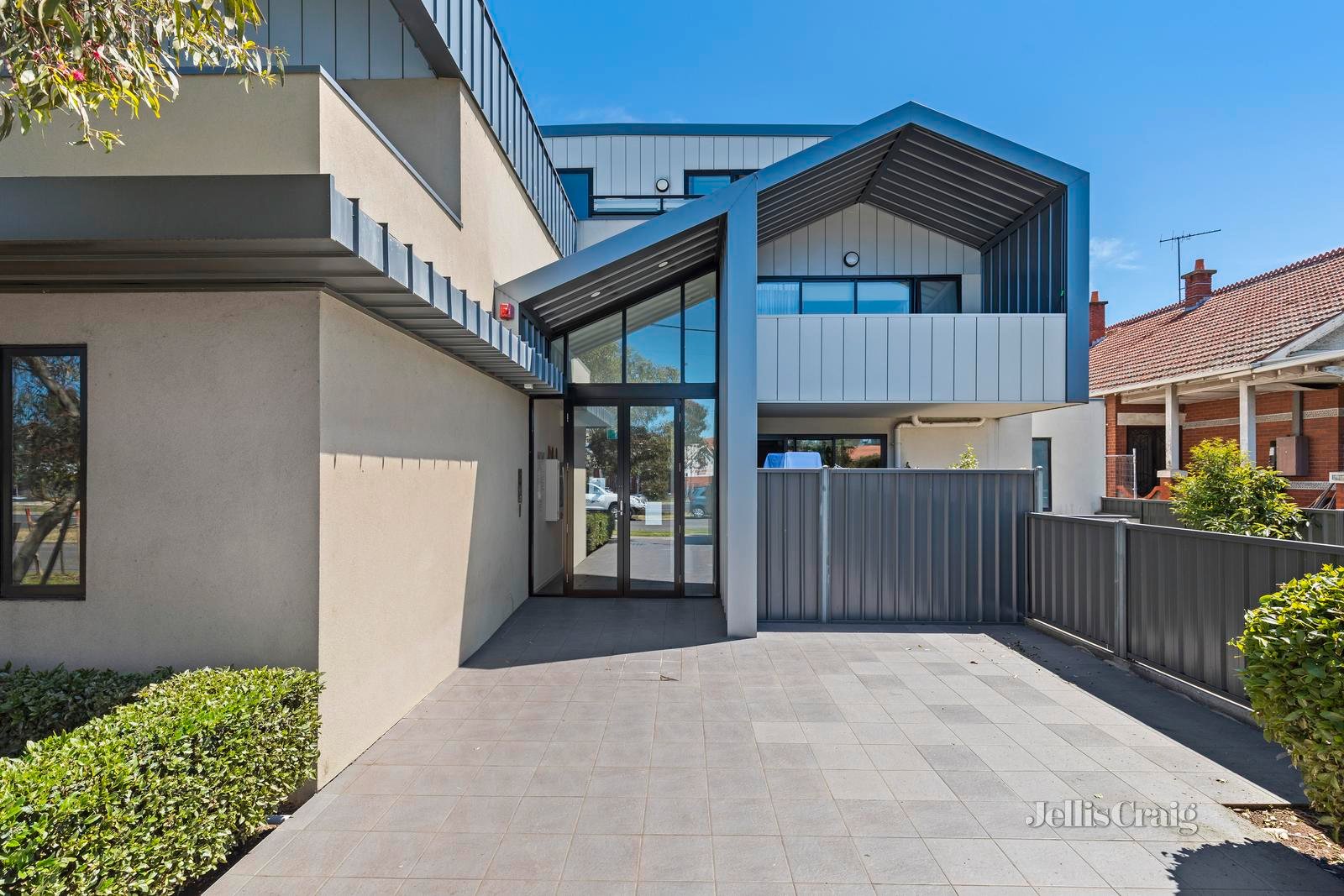 106/64 Geelong Road, Footscray image 3