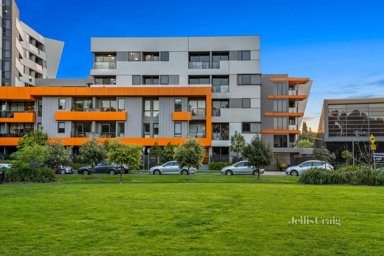 106/77 Galada Avenue, Parkville image 8