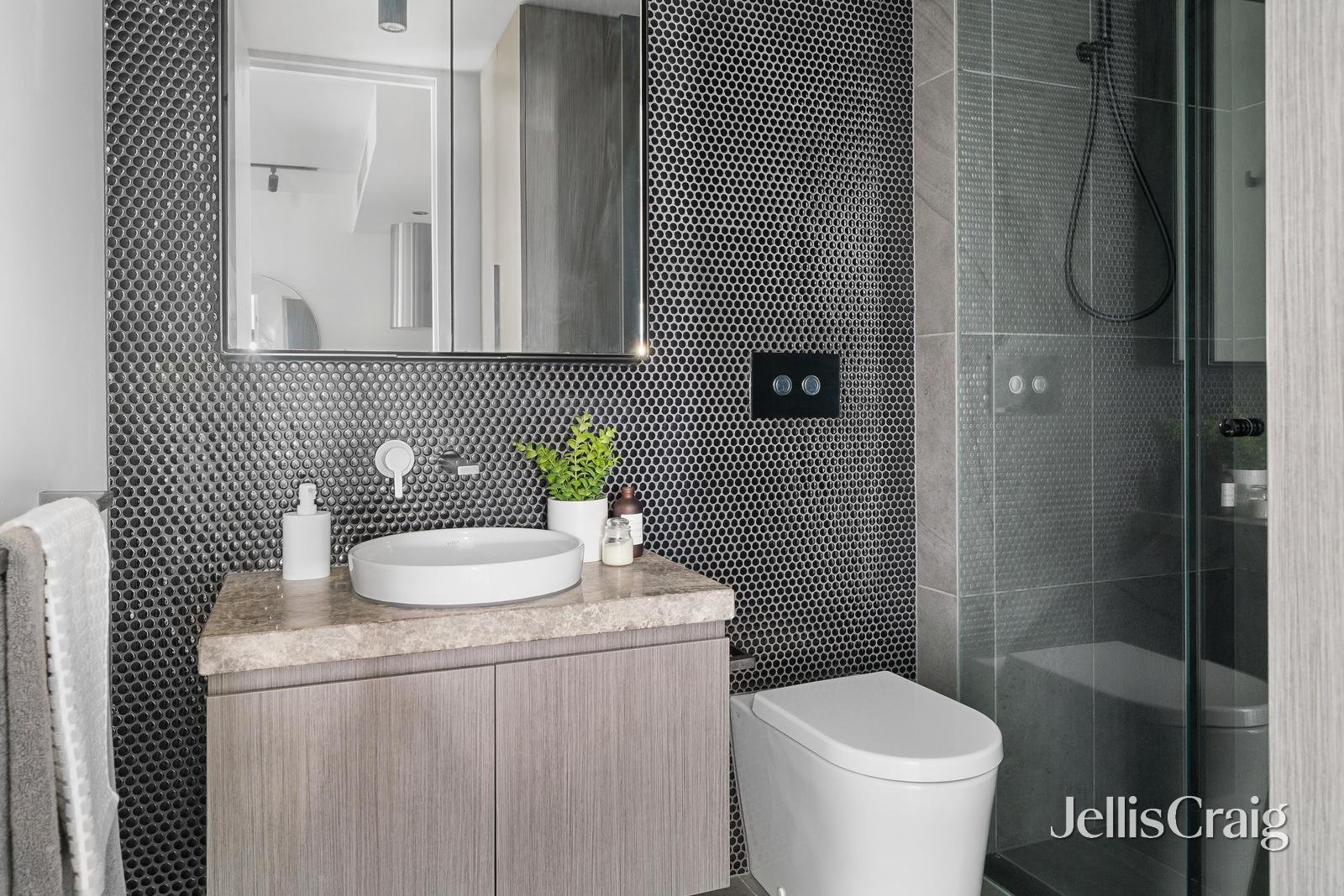 106/85 Maling Road, Canterbury image 9