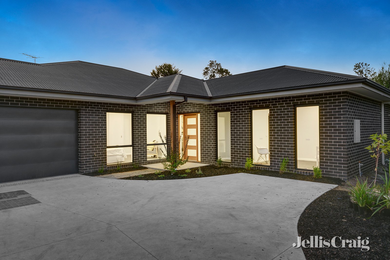 106A Liverpool Road, Kilsyth image 1