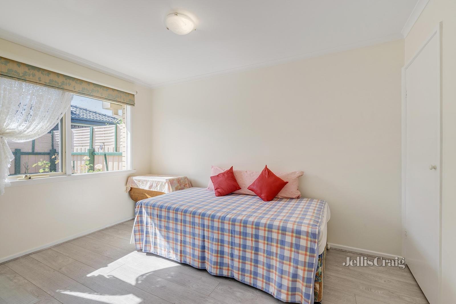 10/7-9 City Road, Ringwood image 5