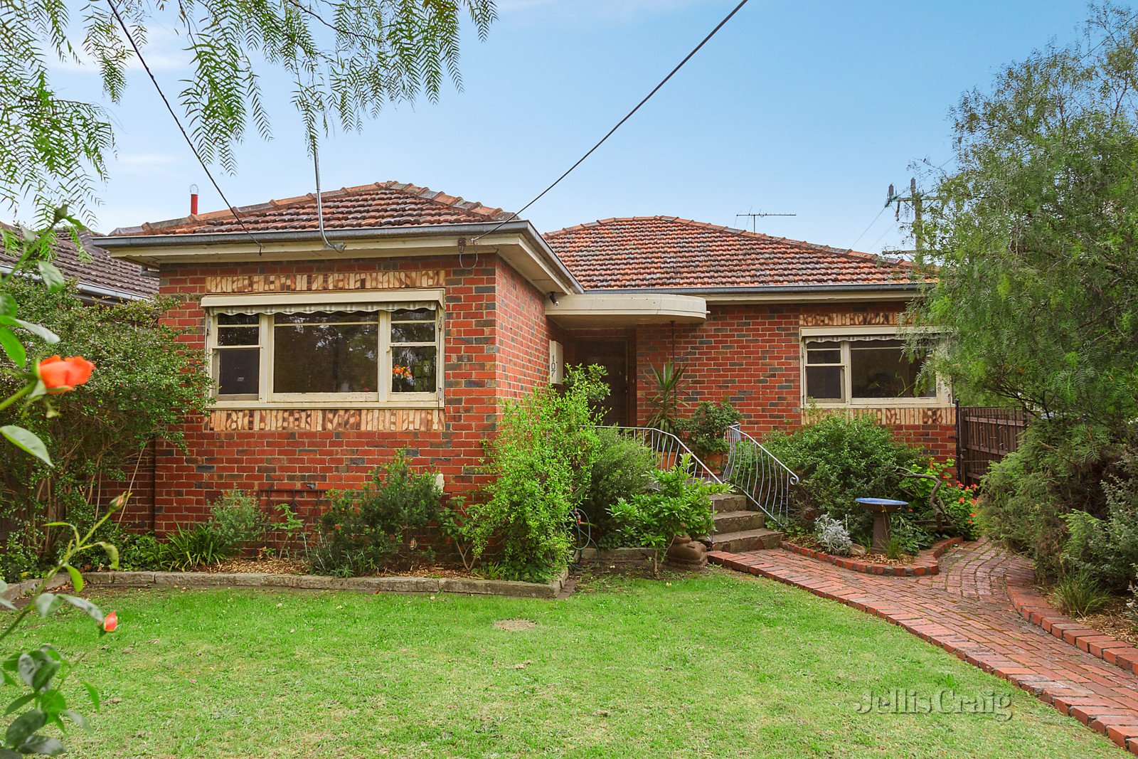 107 Christmas Street, Northcote image 1