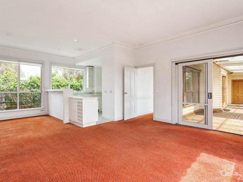 107 Cole Street, Williamstown image 4