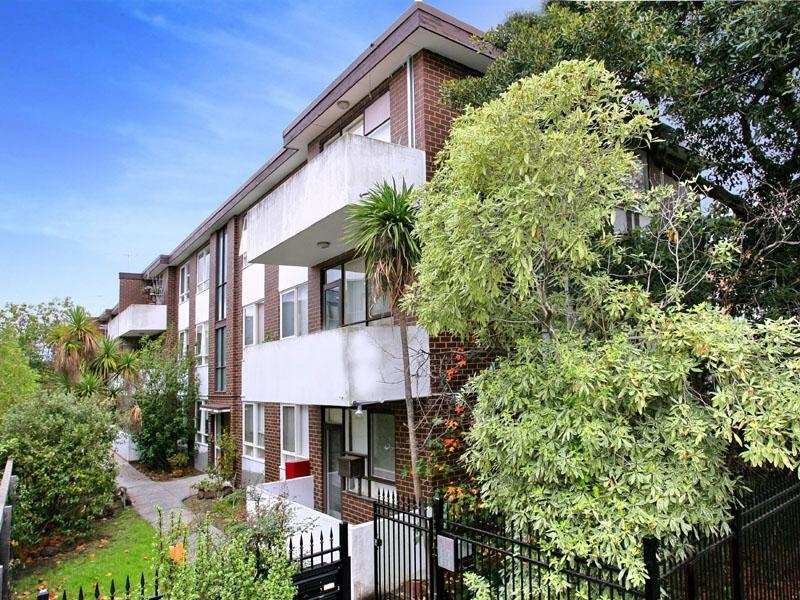 10/7 Dickens Street, Elwood image 5