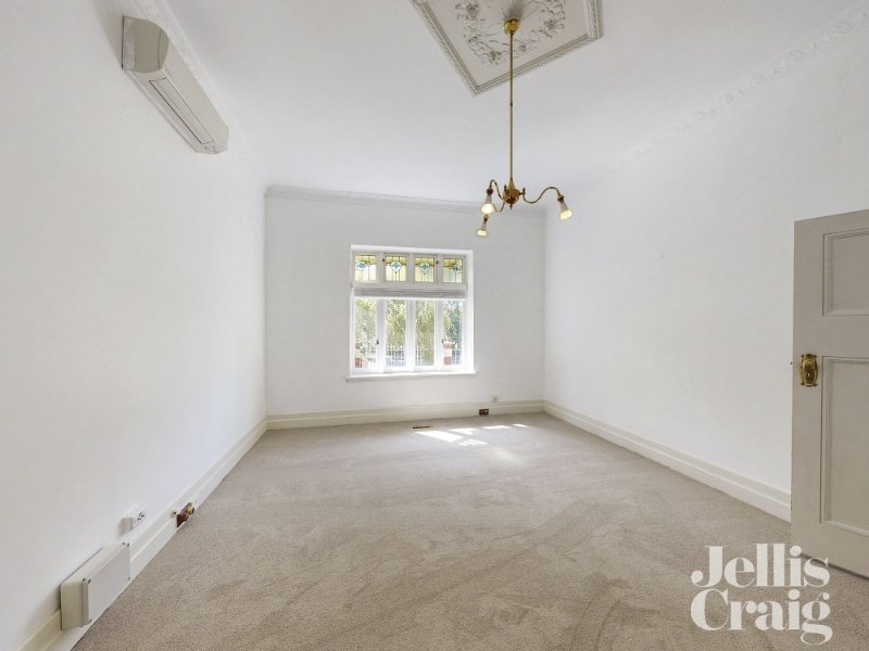 107 Glass Street, Essendon image 11