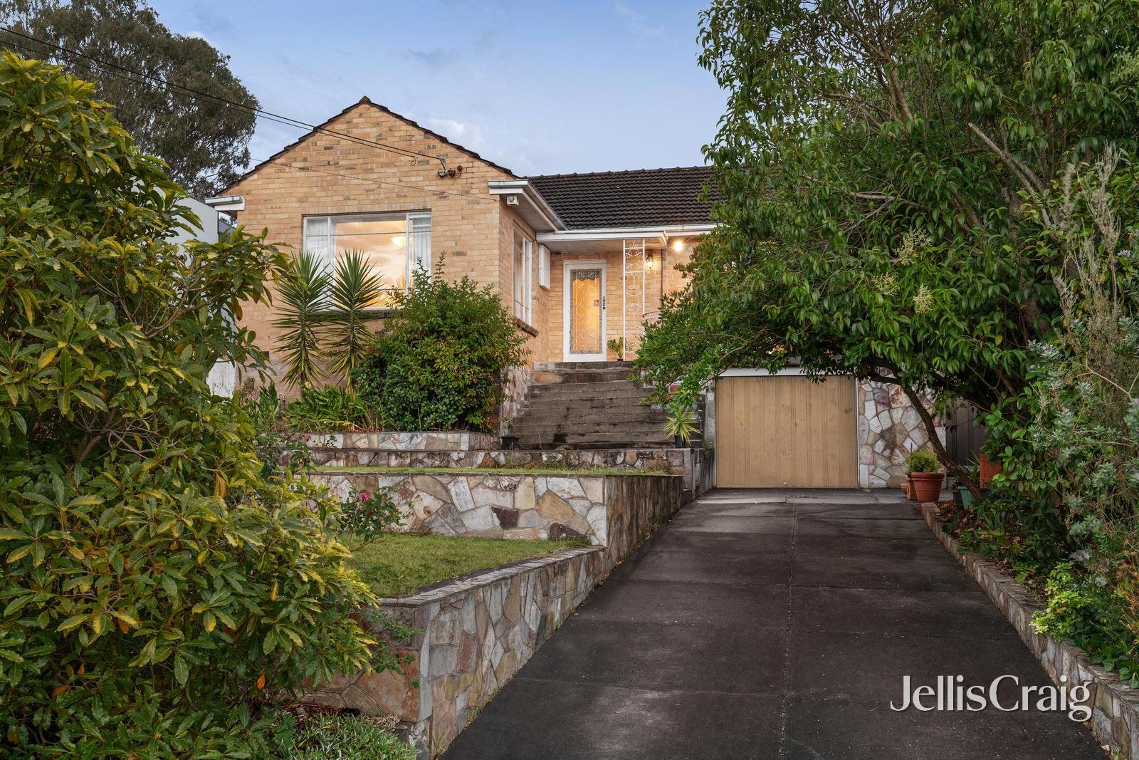 107 Grandview Grove, Rosanna image 17