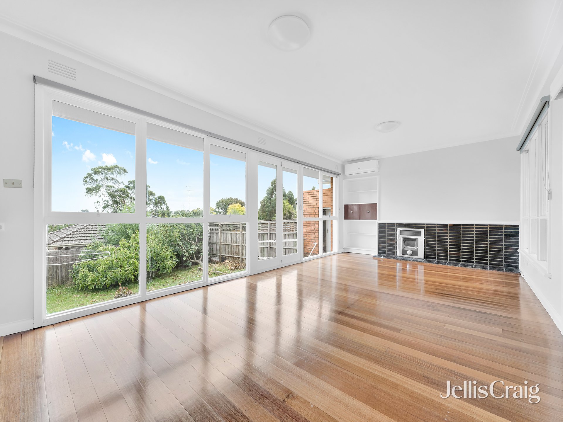 107 High Street, Doncaster image 3