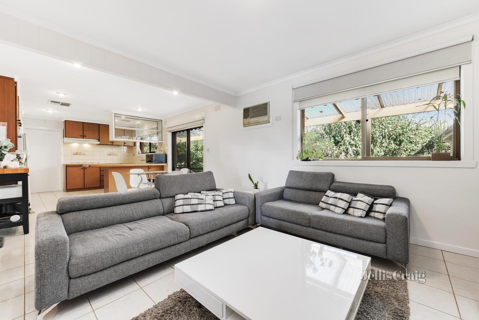 107 Lawrence Road, Mount Waverley image 8