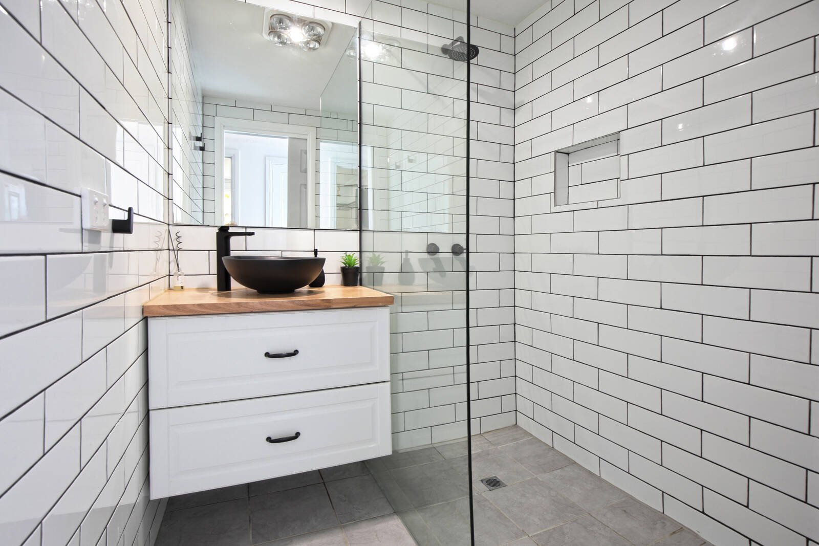 Property Gallery Thumbnail 12
