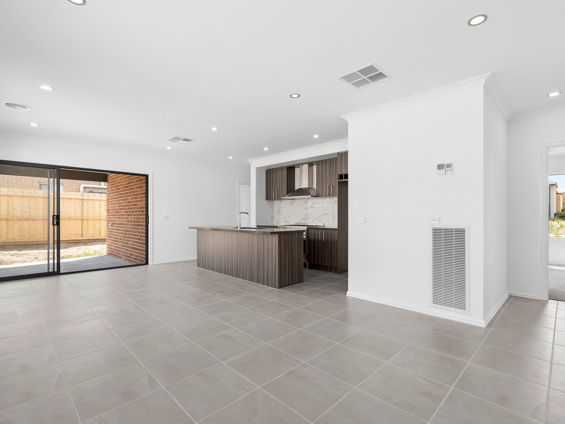 Property Gallery - Main Image