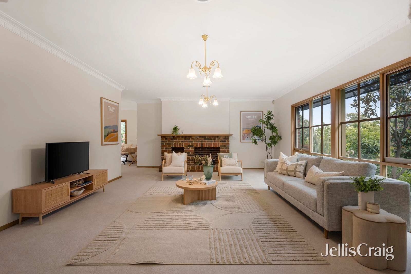 107 Partridge Way, Mooroolbark image 2