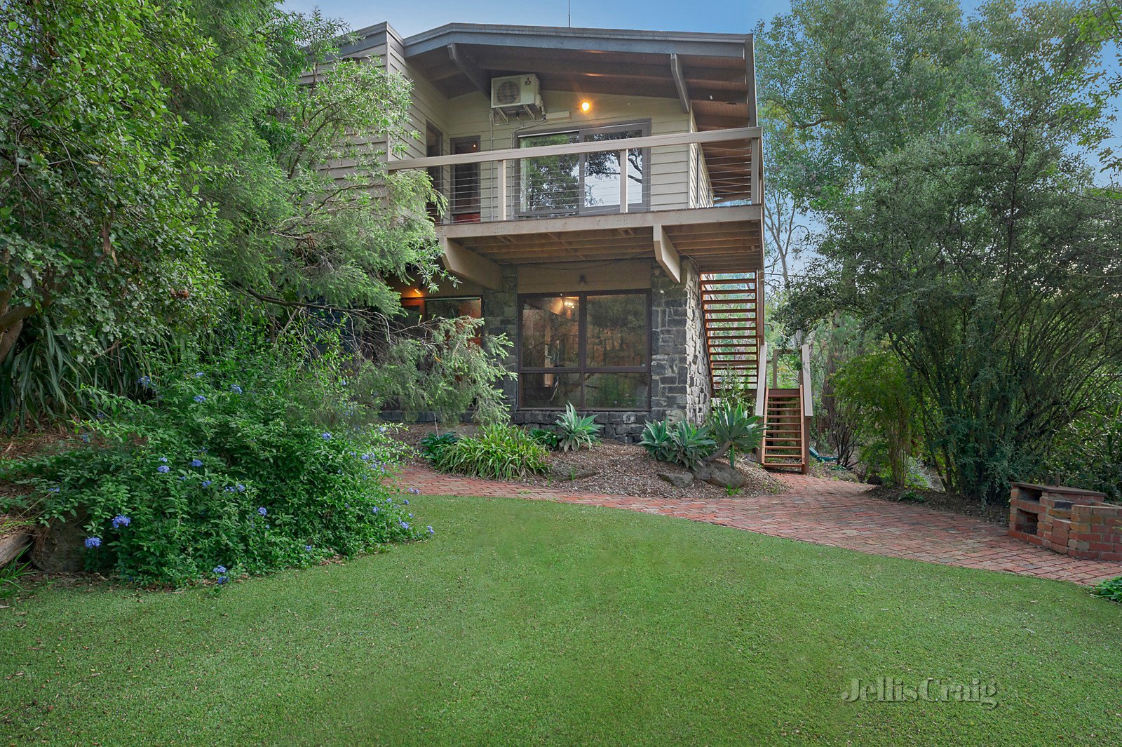 107 Research-Warrandyte Road, North Warrandyte image 7