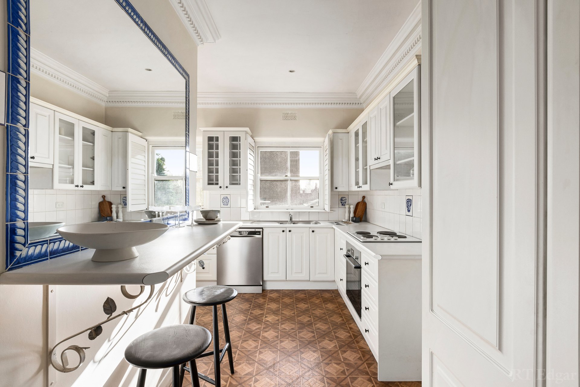 Property Gallery Thumbnail 3