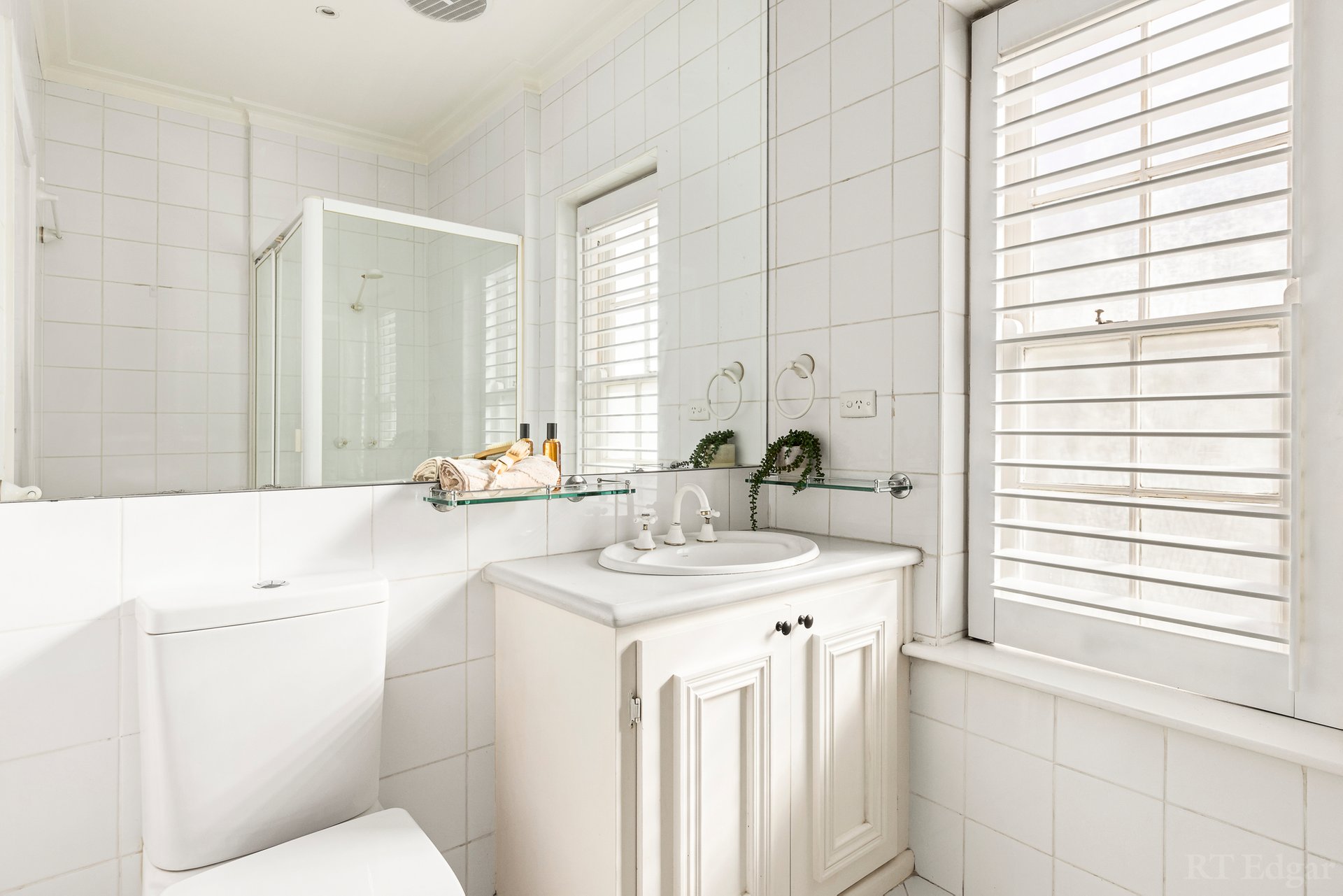 Property Gallery Thumbnail 9