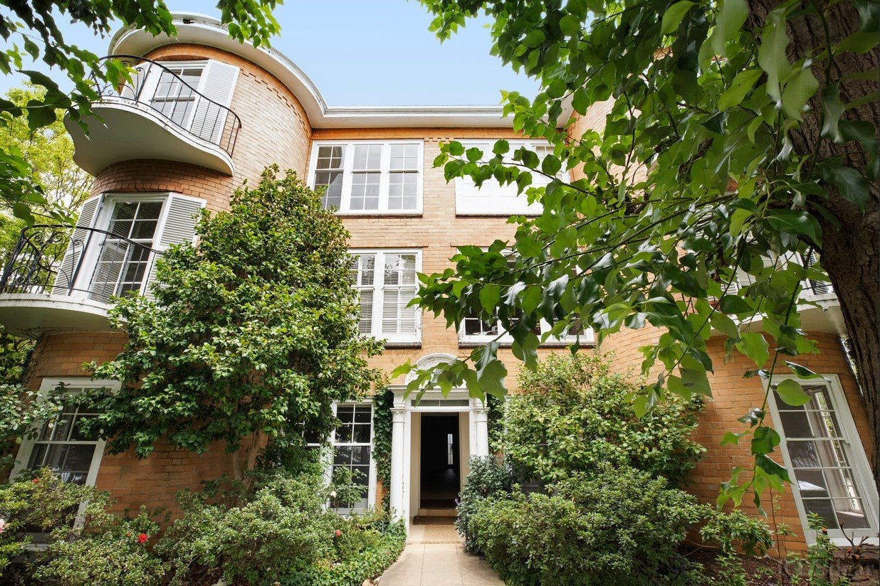 Property Gallery - Main Image