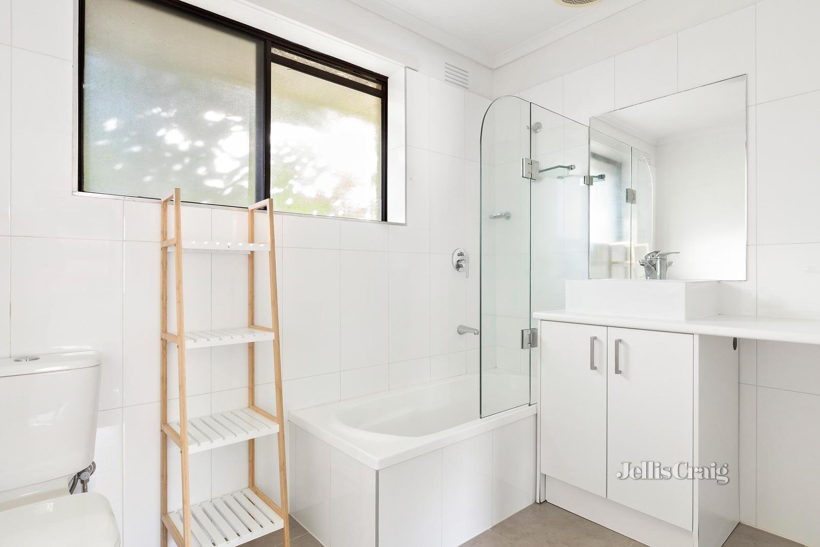 10/707 Barkly Street, West Footscray image 6