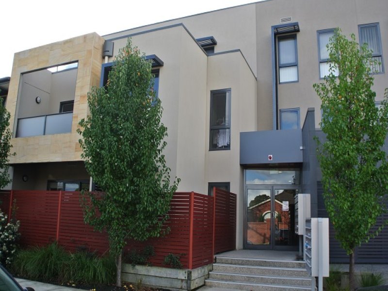 107/1 Frank Street, Glen Waverley image 5