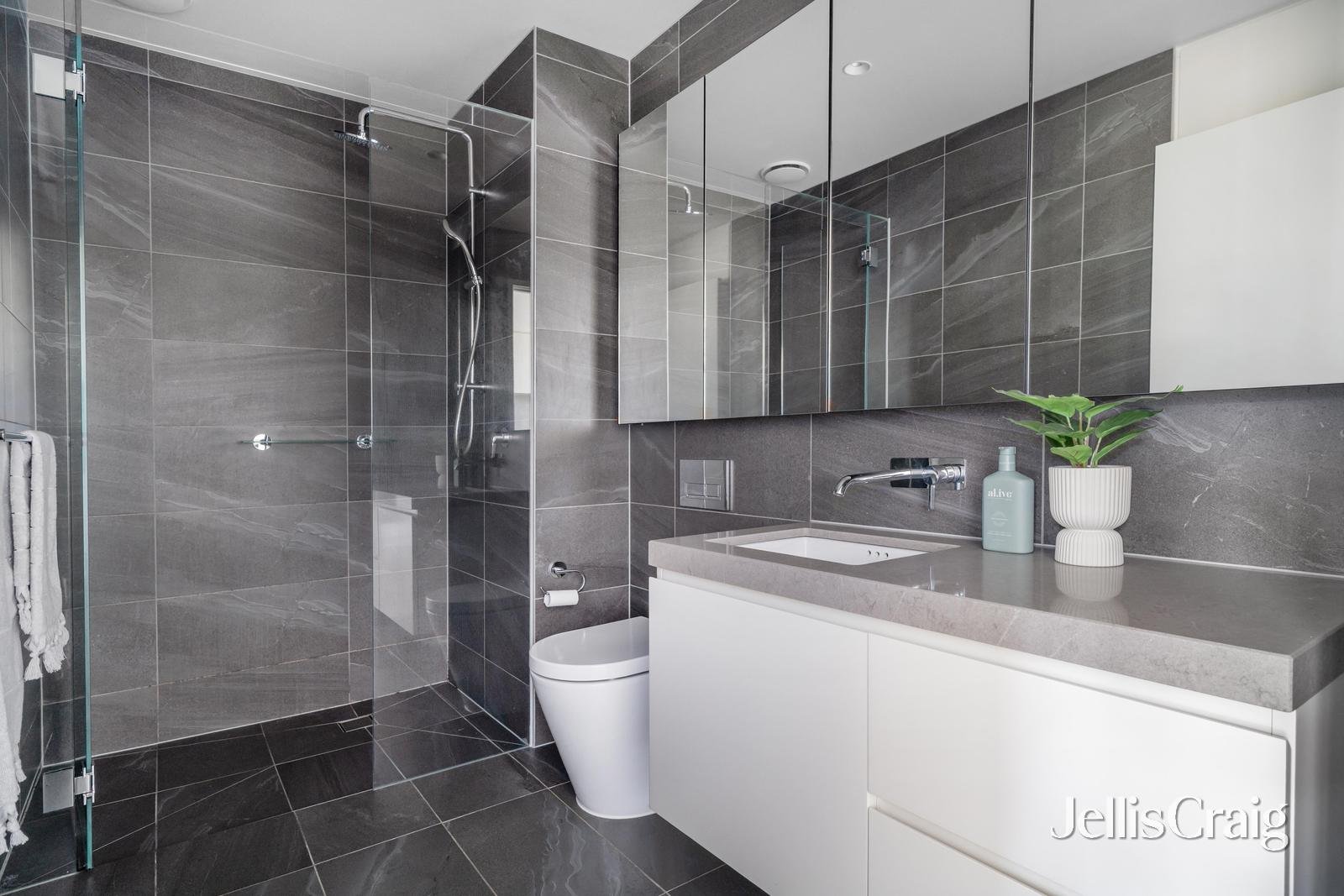 107/101 Parkview Road, Alphington image 5