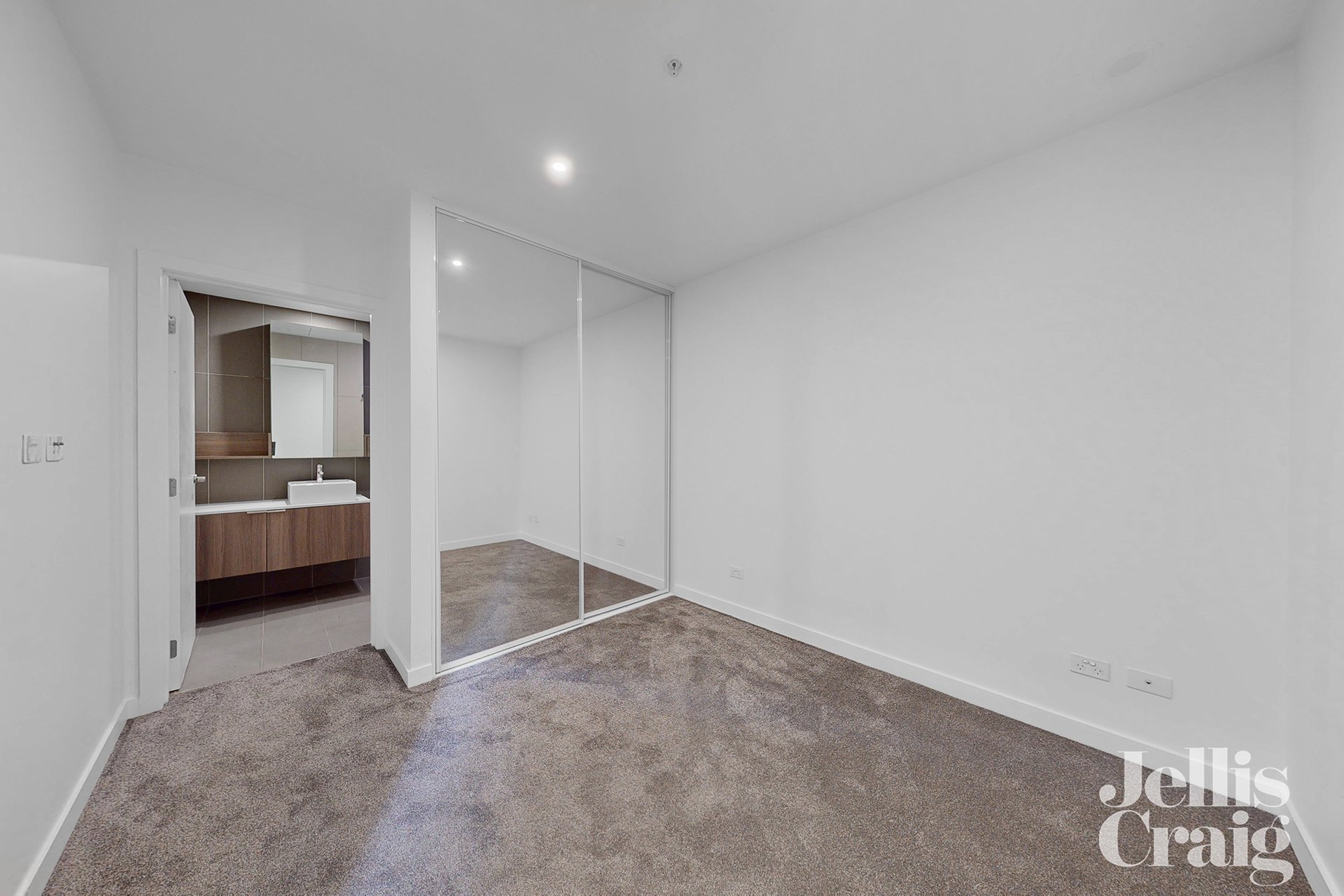 107/11 Stawell Street, North Melbourne image 11