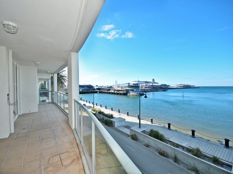 107/115 Beach Street, Port Melbourne image 1