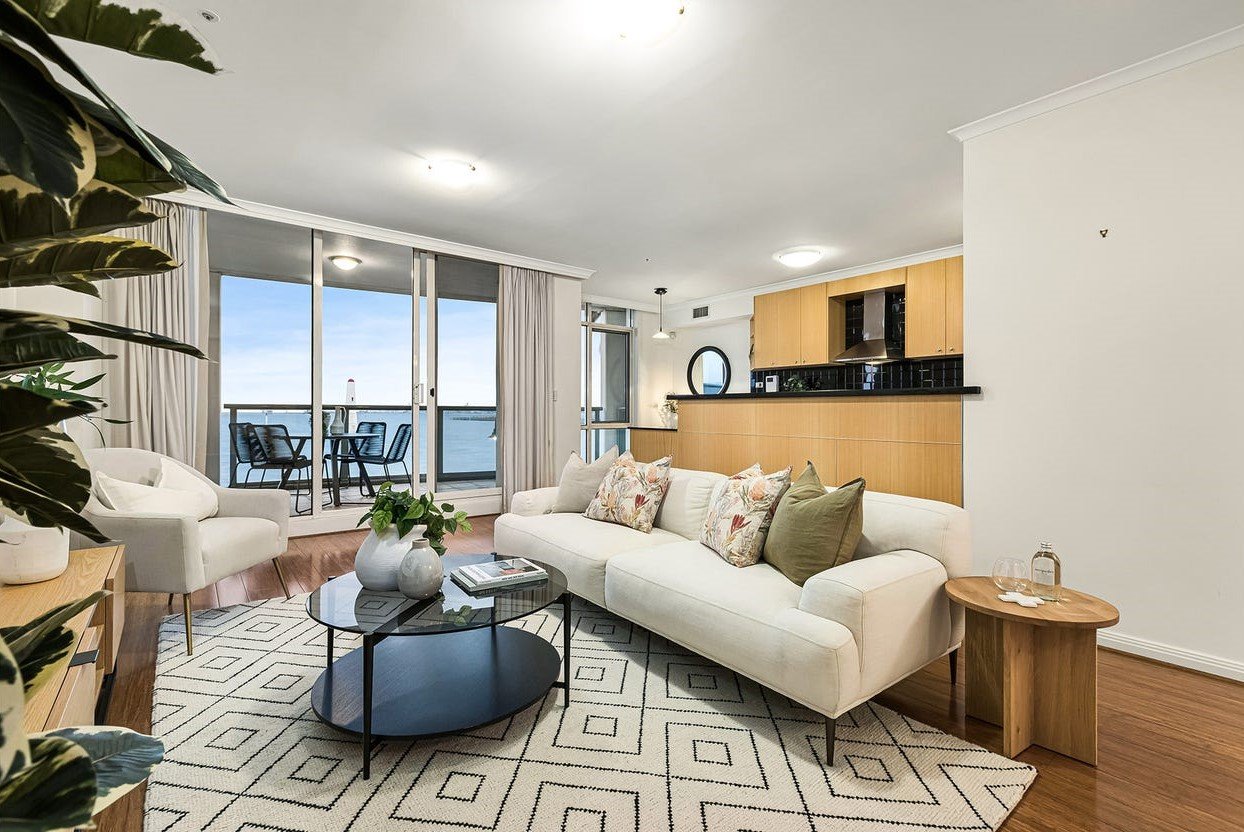 Property Gallery Thumbnail 7