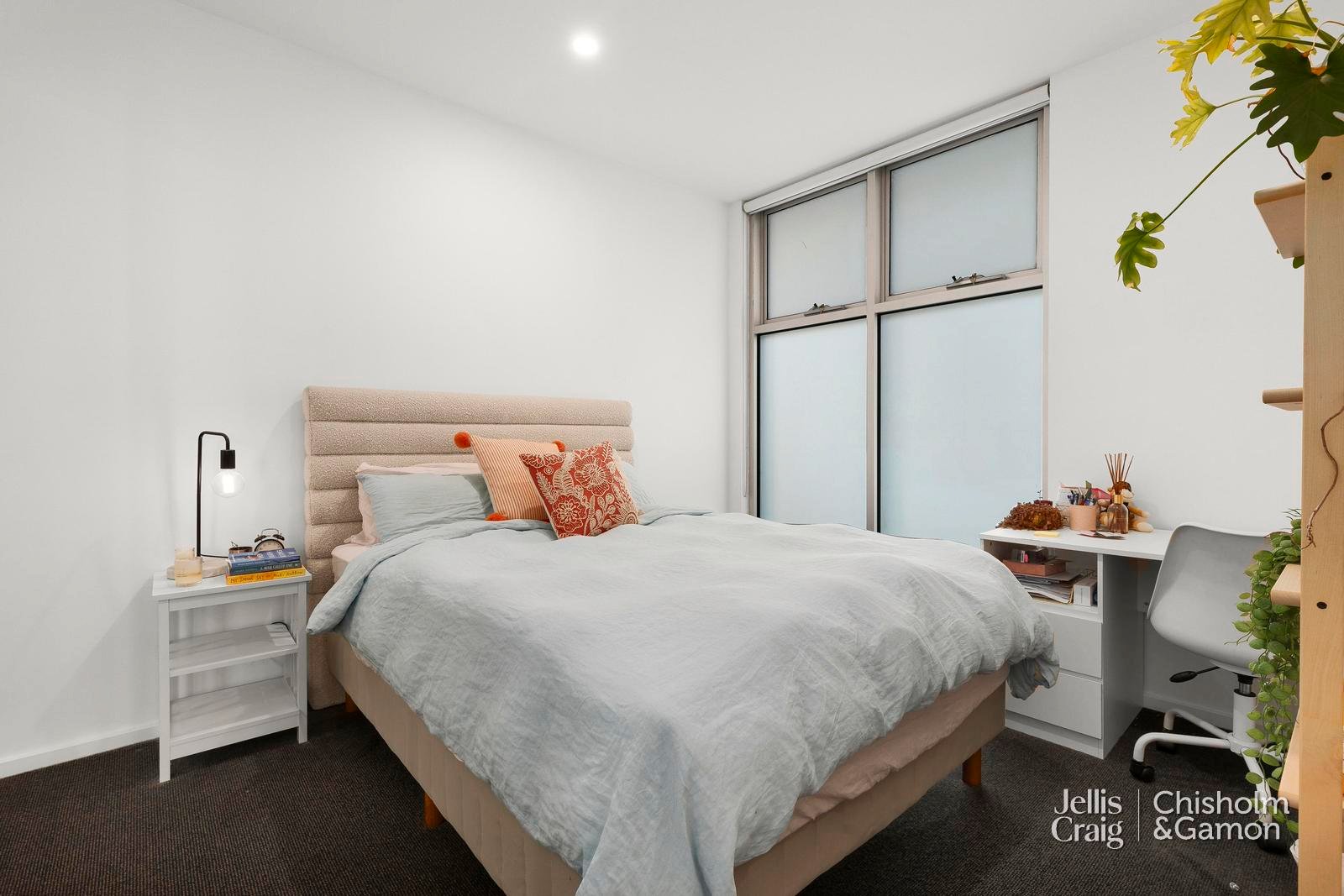 107/122 Ormond Road, Elwood image 6