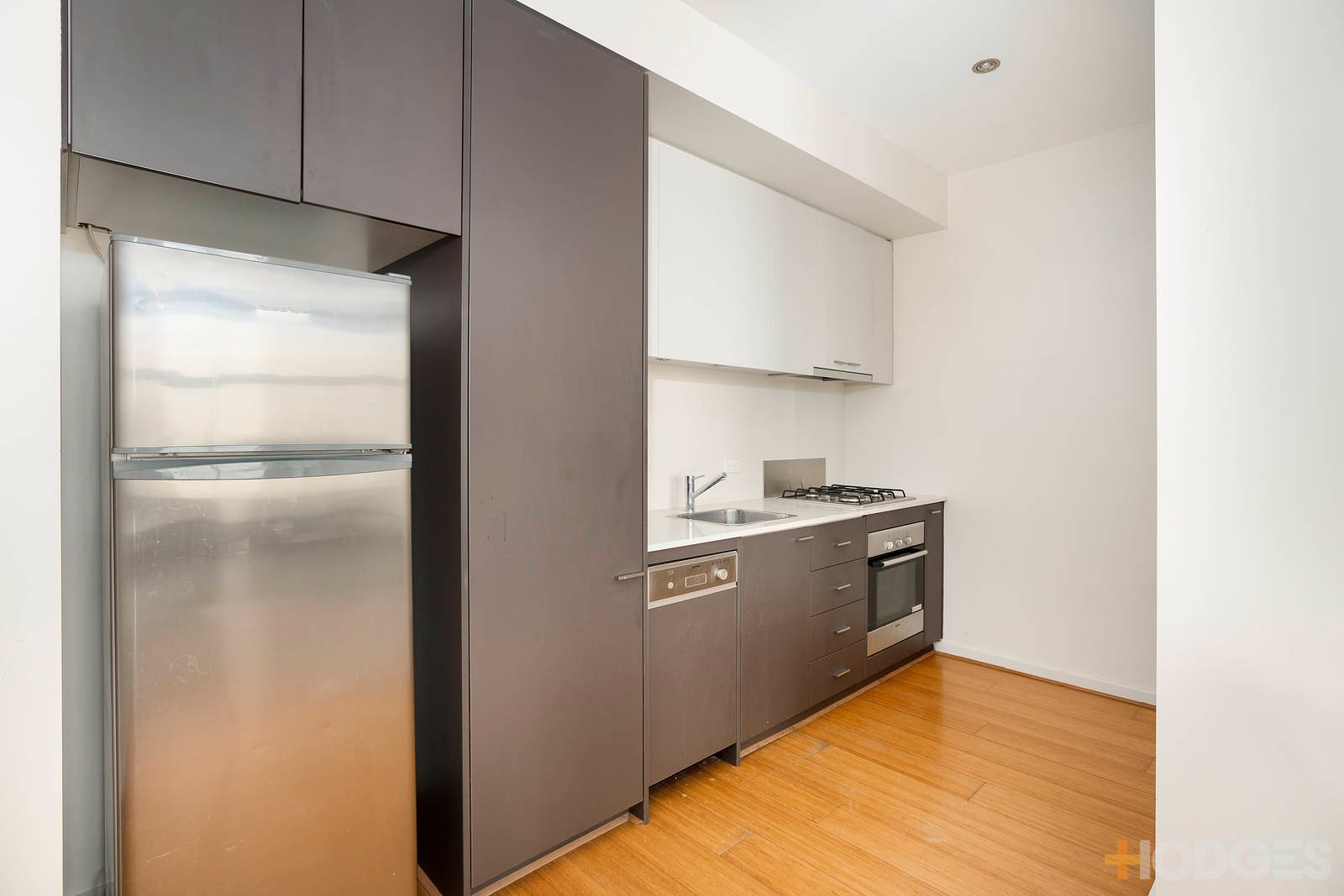 107 / 122 Ormond Road Elwood