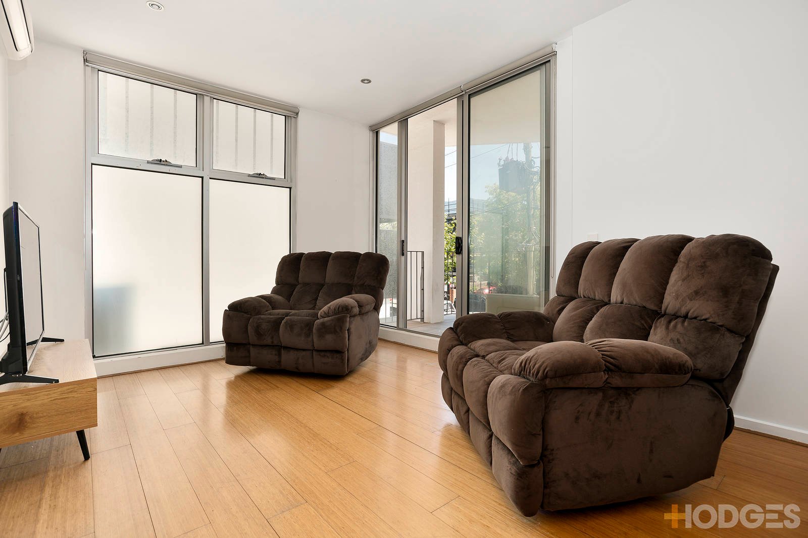 107 / 122 Ormond Road Elwood