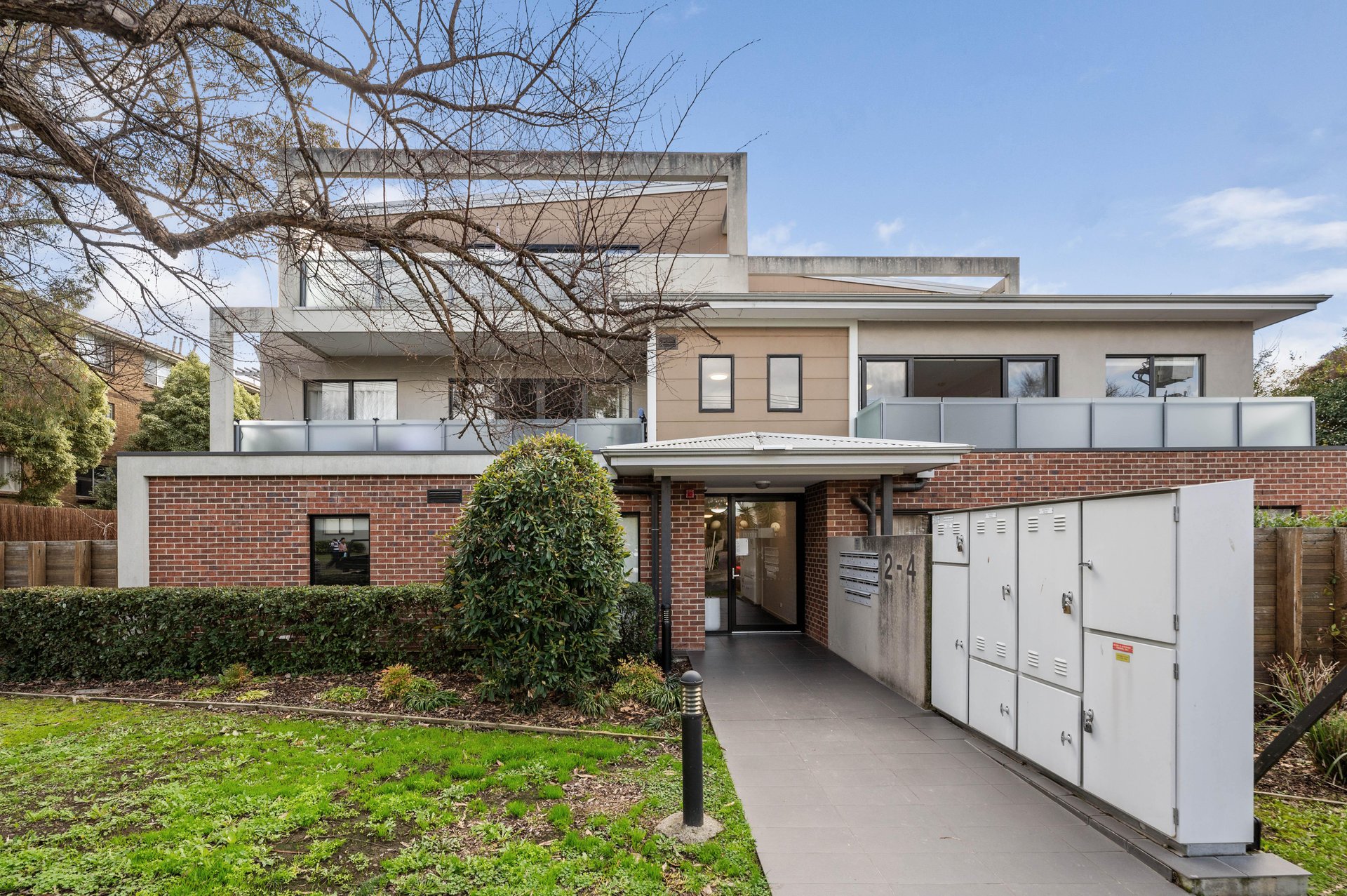 107/2-4 Kent Road, Box Hill image 1