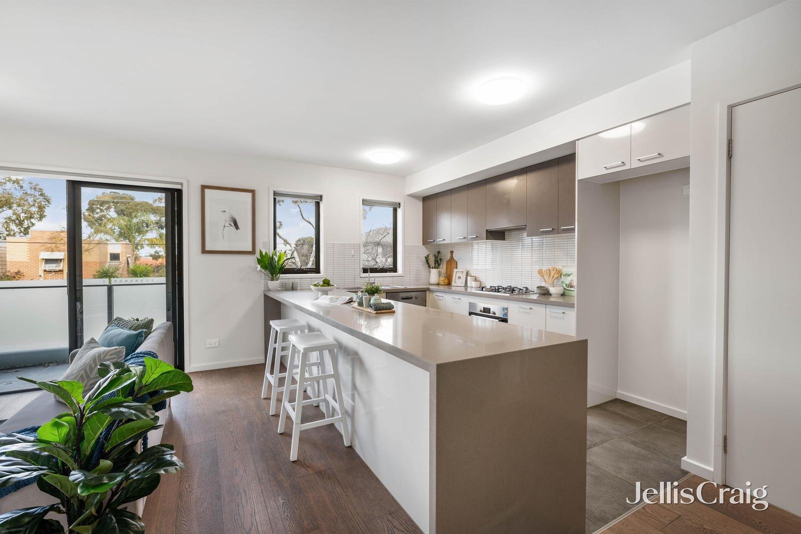 107/2-4 Kent Road, Box Hill image 3