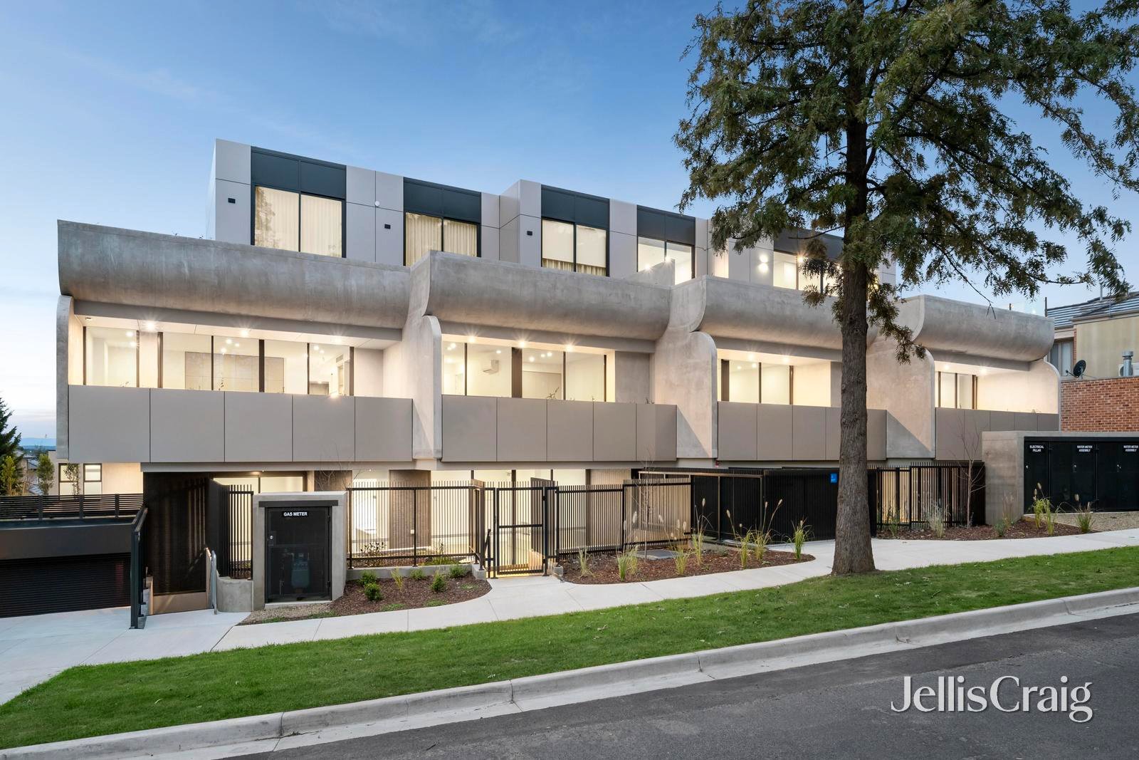 107/27-29 Serpells Road, Templestowe image 10