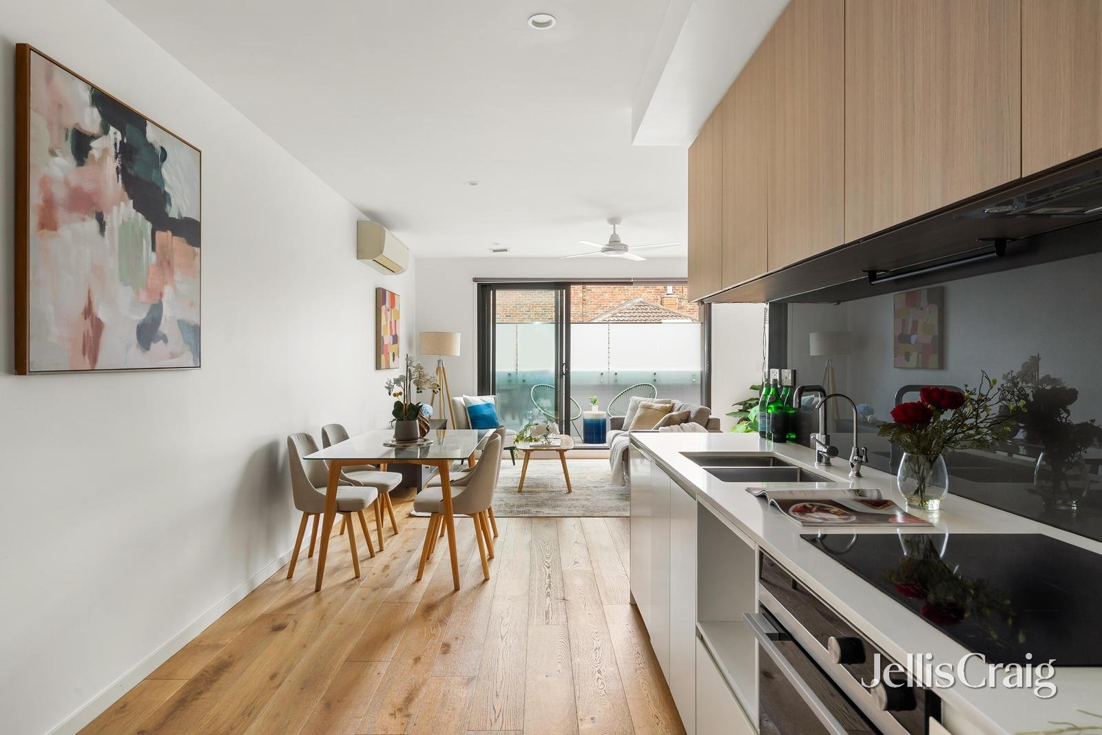 107/27 Jasper Road, Bentleigh image 3