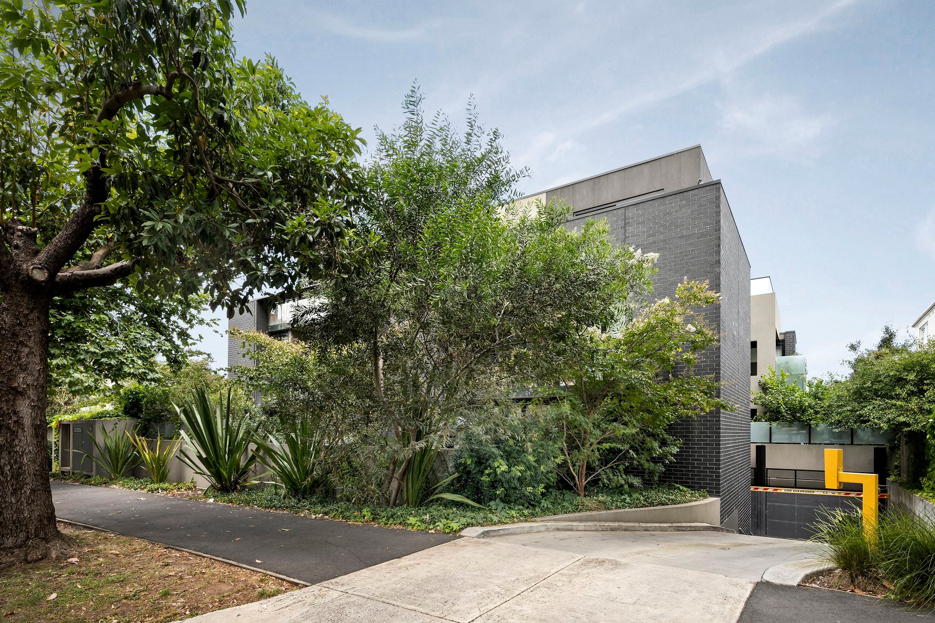 Property Gallery - Main Image