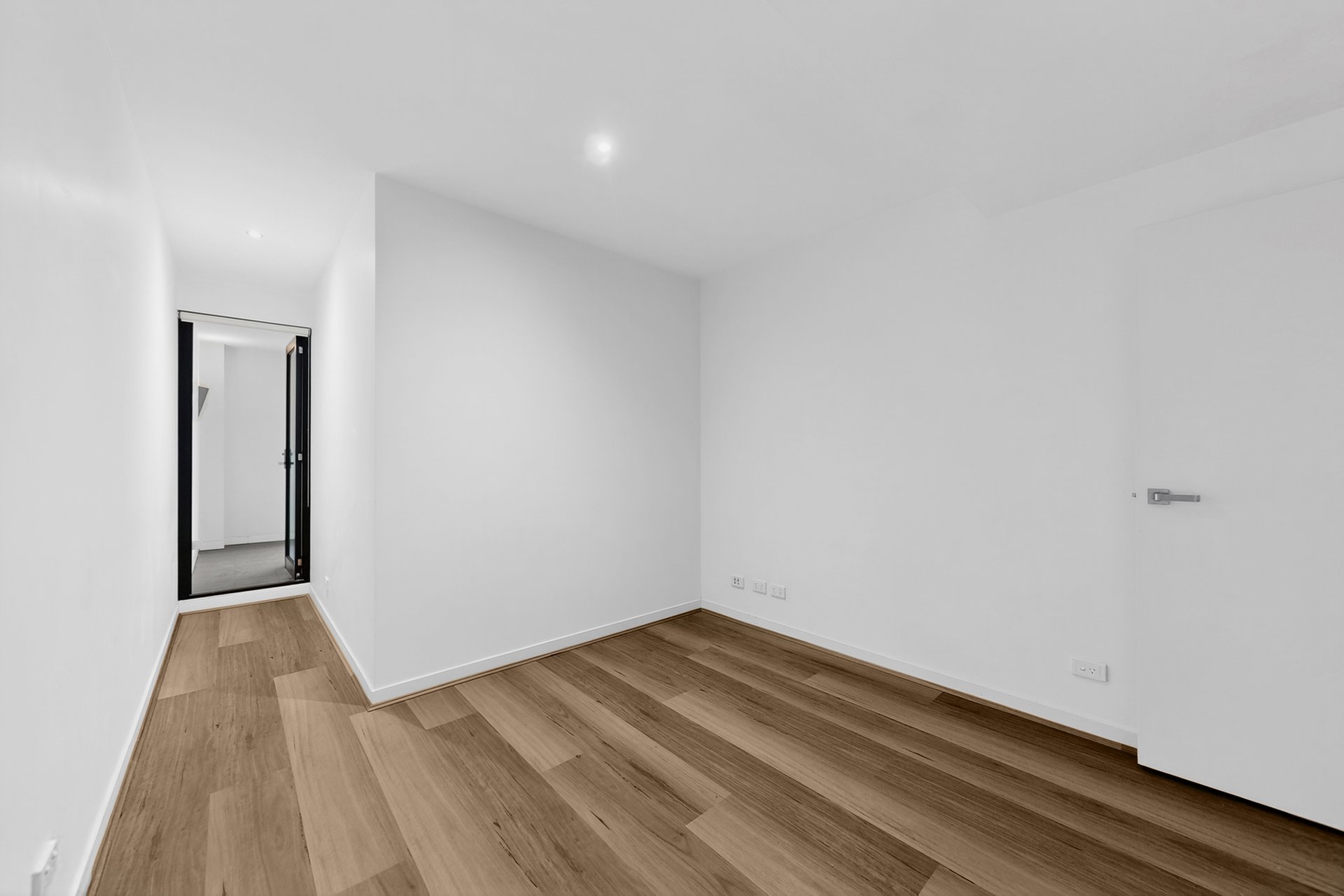 107/285-305 Centre Road, Bentleigh image 8