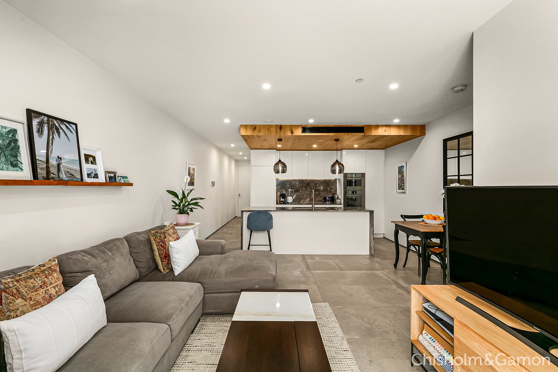 107/29 Foam Street, Elwood image 4