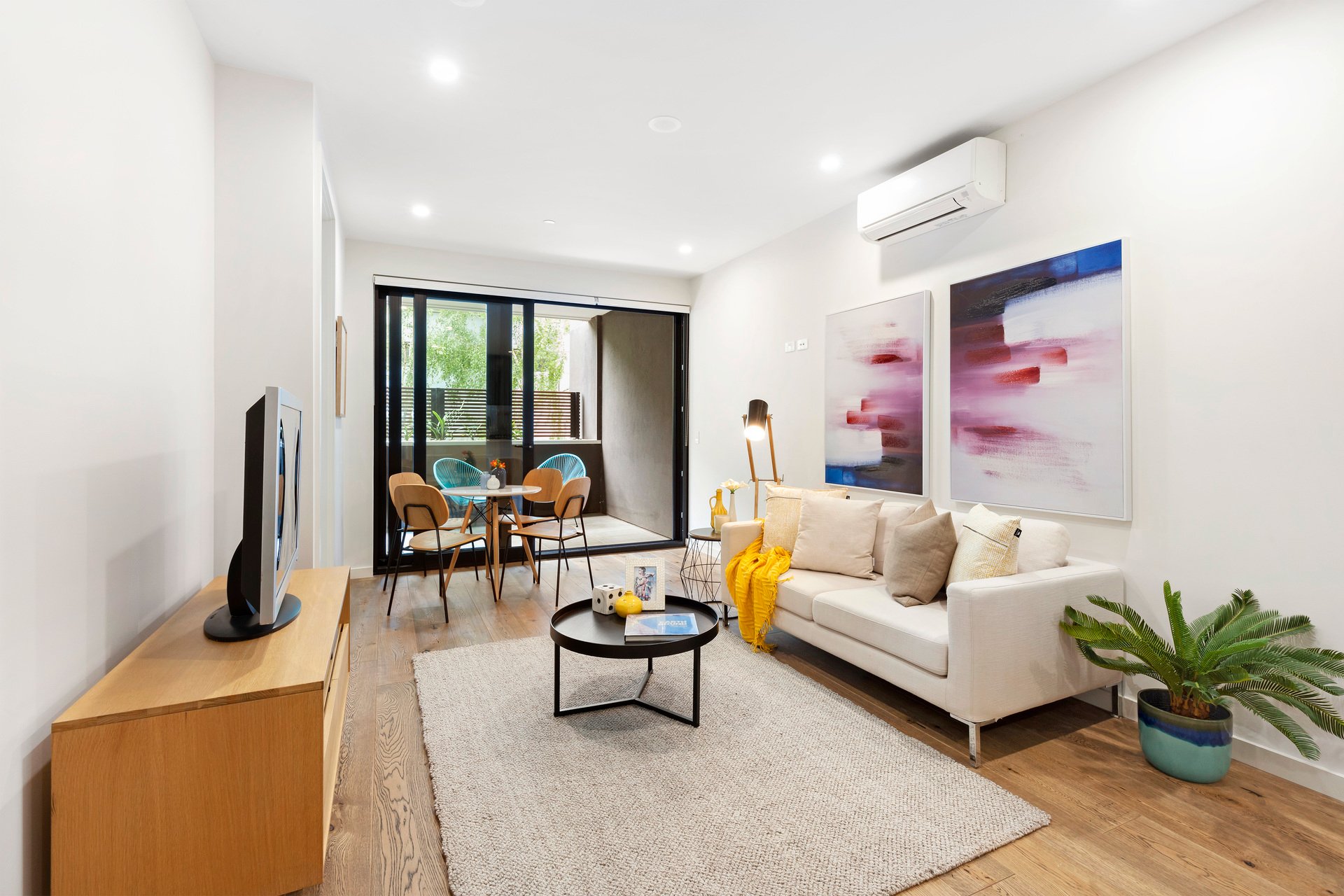 Property Gallery Thumbnail 3