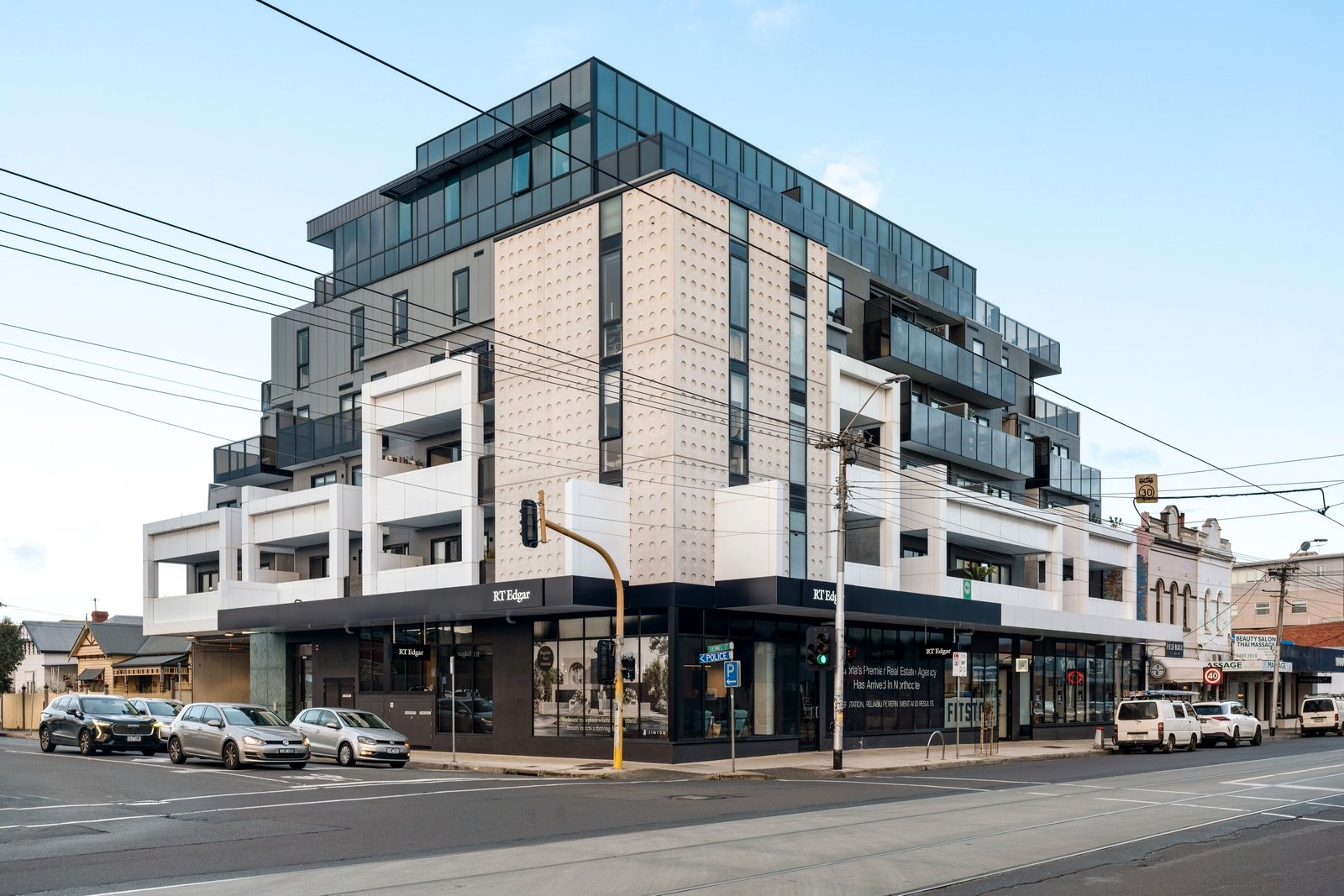 Property Gallery Thumbnail 12