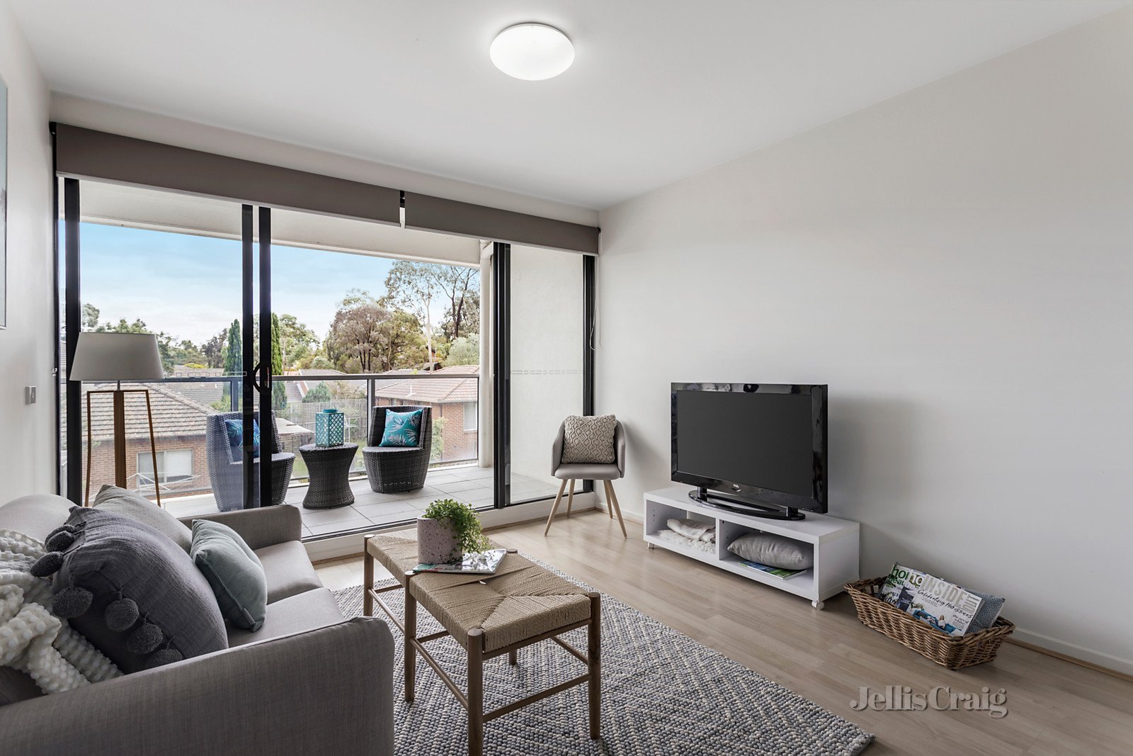 107/300 Middleborough Road, Blackburn image 1