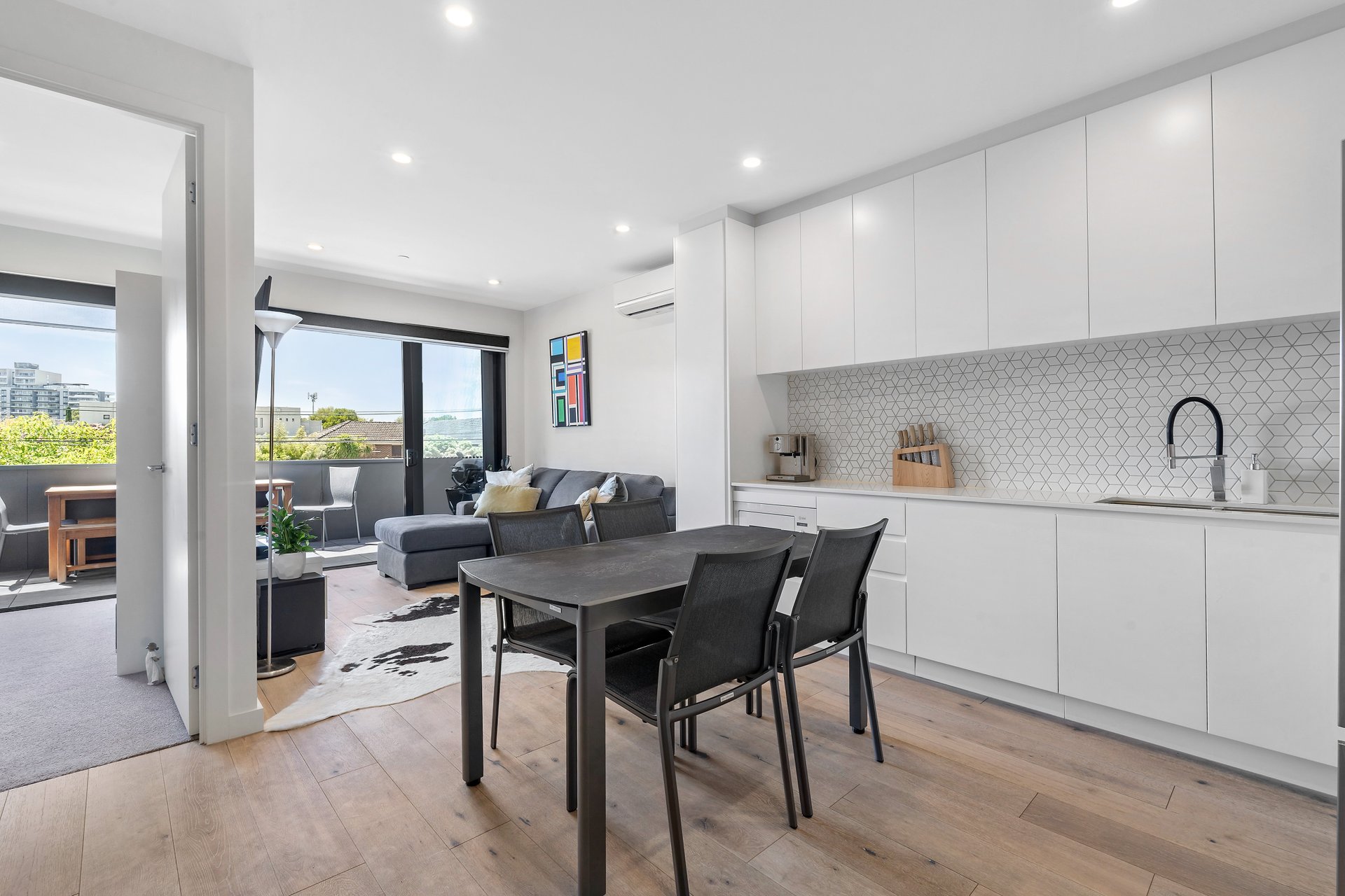 107/323 Neerim Road, Carnegie image 2