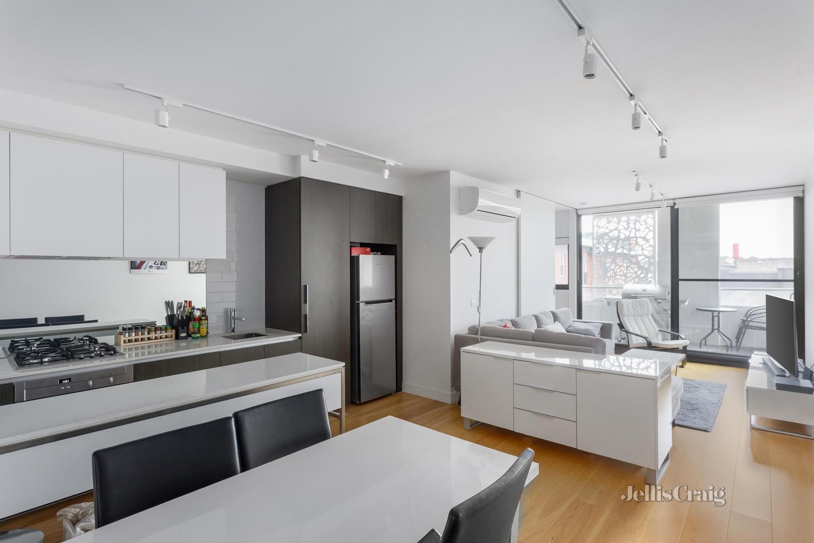 107/39 Earl Street, Kew image 1